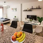 Apartament Downtown Ruin Bar Location